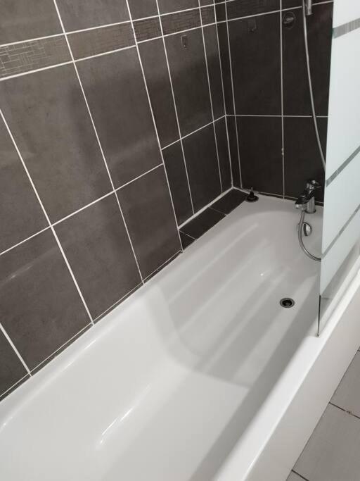 Апартаменты F4 - Duplex Spacieux Proche D'Orly Ати-Мон Экстерьер фото